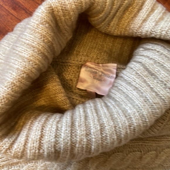Beige Knit turtleneck Sweater size M - Picture 2 of 4